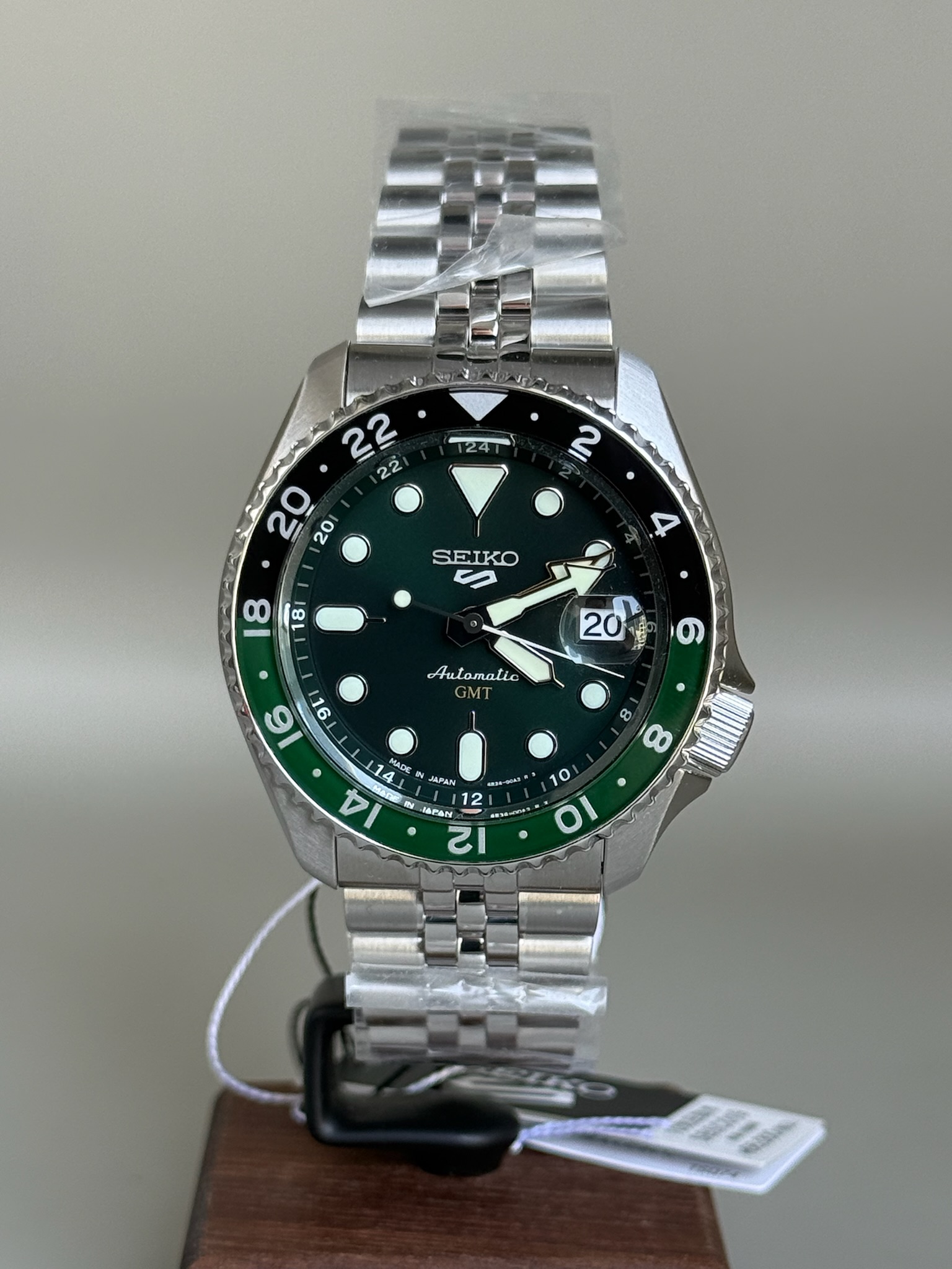 IMG_6286 Seiko SKX 5 Sports Sprite GMT SBSC019 - Image 1