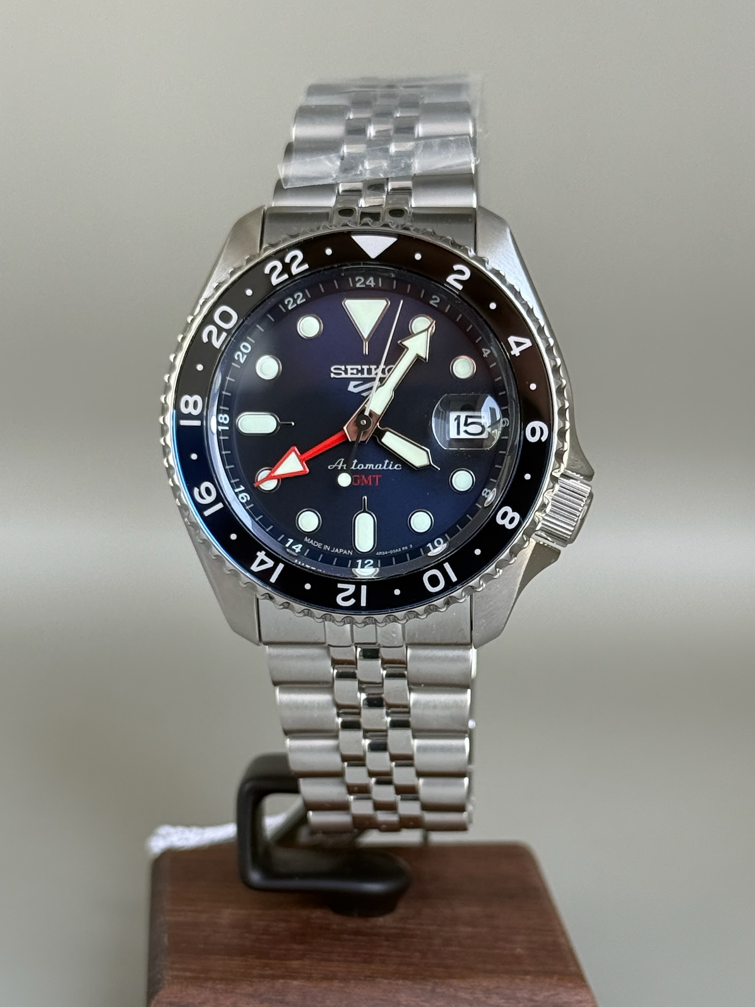 IMG_6294 Seiko 5 GMT SKX Blue Batman SBSC003 (JDM Edition) - Image 1