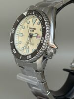 Seiko 5 Sports SKX Champagne SBSA227 (JDM Edition) - Image 4