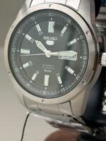 Seiko SNKN13J1 Seiko 5 Automatic Black Dial Watch - Image 2